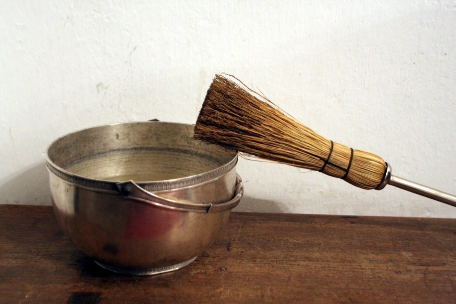 Bez wody święconej we włoskich kościołach z powodu koronawirusa