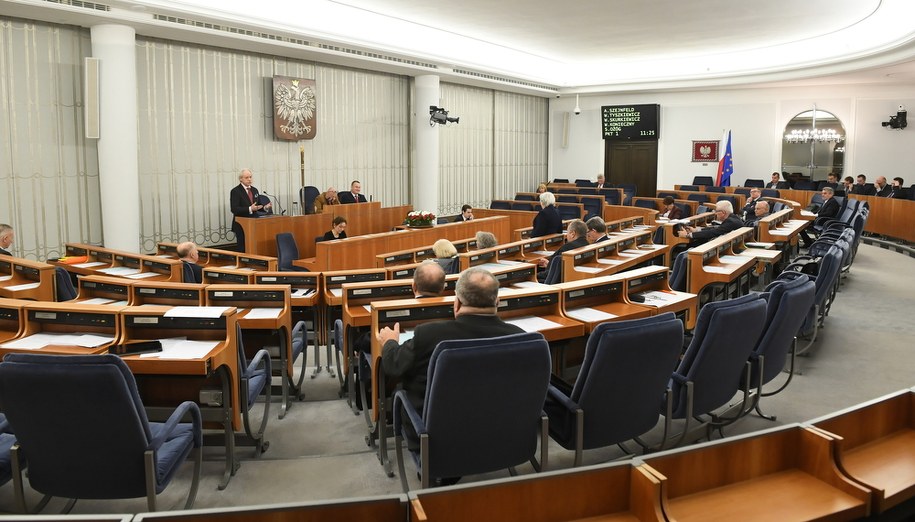 Senat chce zmian w budżecie. Domaga się m.in. prawie 2 mld zł na onkologię