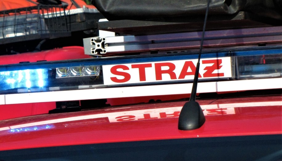 Głogów: Eksplozja niewybuchu w mieszkaniu. Ranny mężczyzna i jego 3-letnia córka