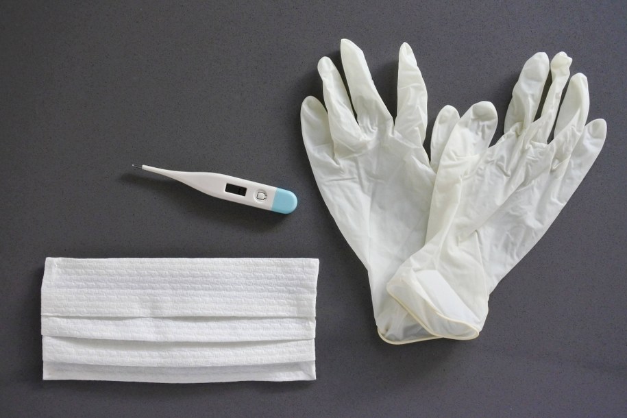 Szpitale na Mazowszu: Brakuje sprzętu ochrony osobistej