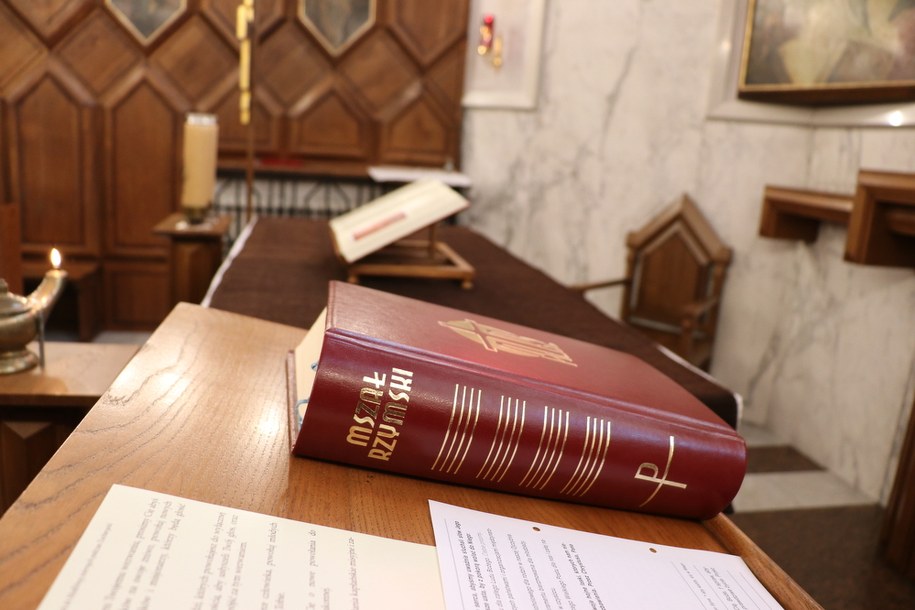 Apel biskupów. "Zachęcamy do uczestnictwa w mszach i nabożeństwach w kościołach"