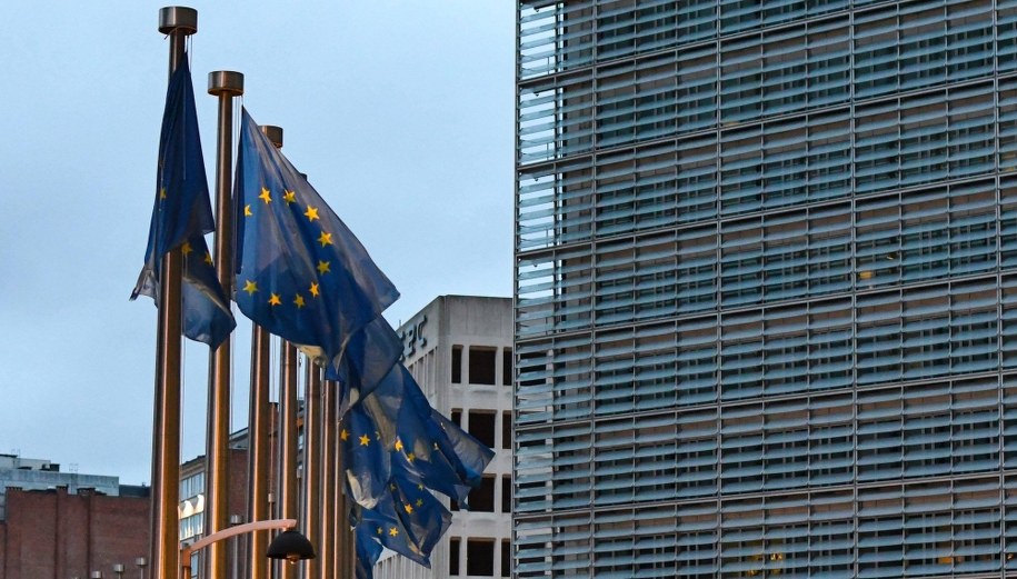 Forsowane przez rząd przepisy niepokoją Komisję Europejską i inwestorów