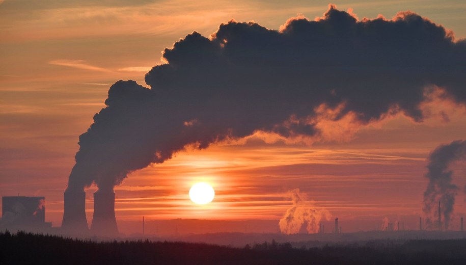 Zła jakość powietrza w Europie. Krytyczny raport KE
