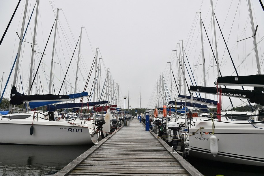 Pożar dwóch łodzi na jeziorze Drwęckim. Wśród poszkodowanych dzieci