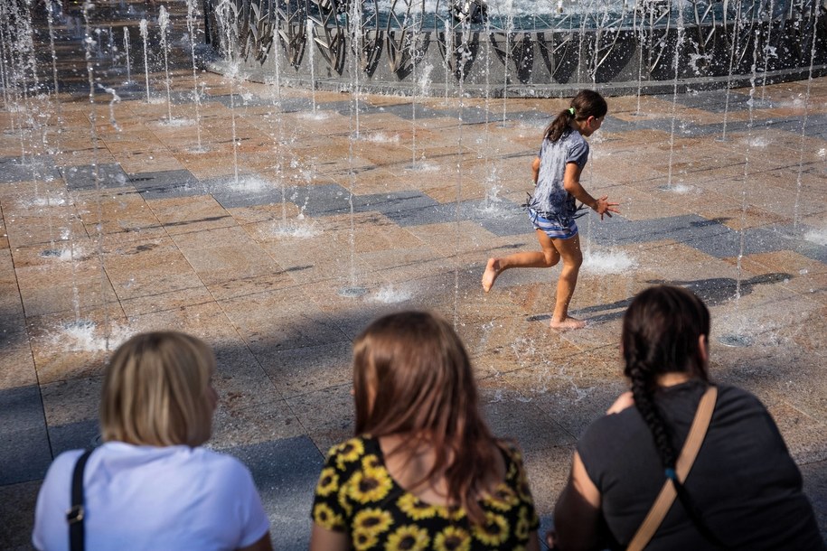Przed nami upalna sobota! Ostrzeżenia dla 11 województw