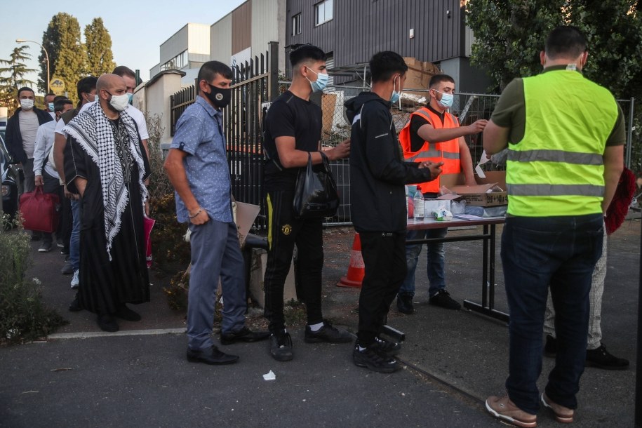 Francja: Ponad 5 tys. nowych przypadków koronawirusa