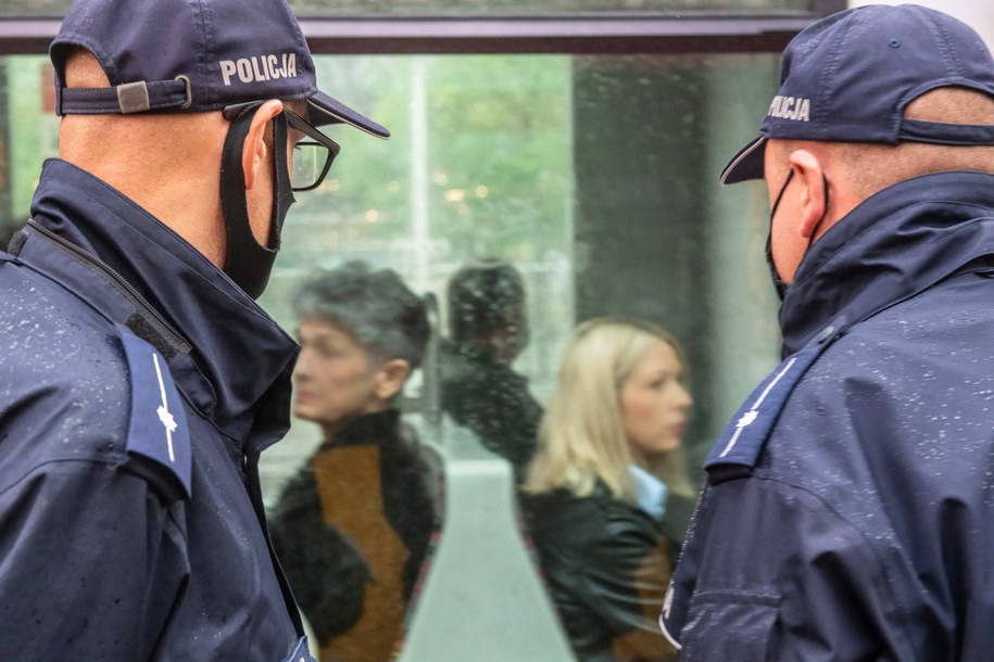 Koronawirus. Minister zdrowia spotka się z szefem policji ws. zmian w przepisach antyepidemicznych