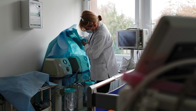 Ponad 25 tys. zakażeń i 430 zgonów. Nowy bilans epidemii koronawirusa w Polsce