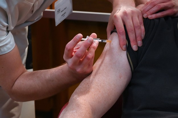 Europol ostrzega przed fałszywymi szczepionkami przeciwko Covid-19