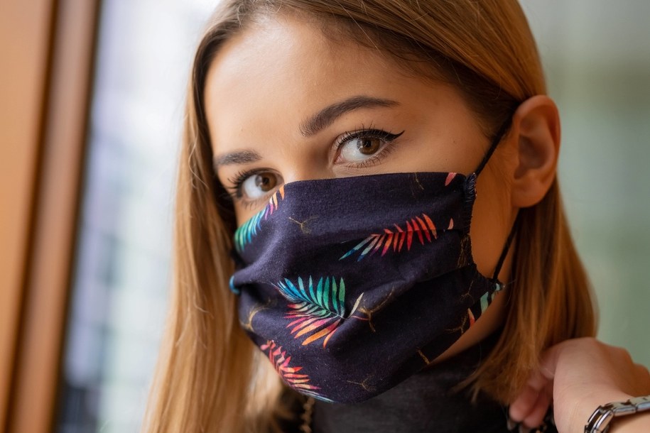 Naukowcy zidentyfikowali pięć odmian Covid-19