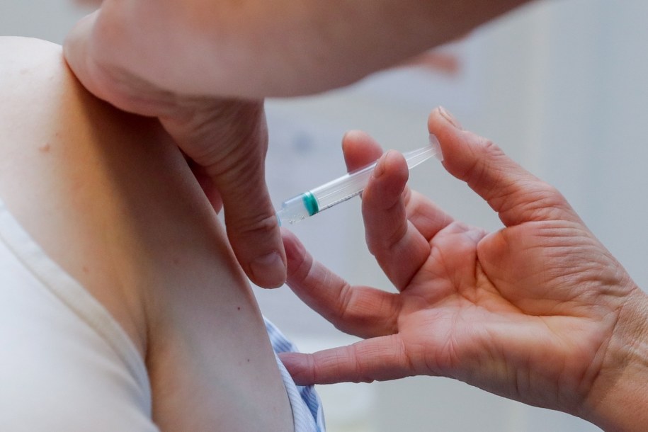 Szczepionka AstraZeneki nie została dopuszczona w Szwajcarii. "Za mało danych"