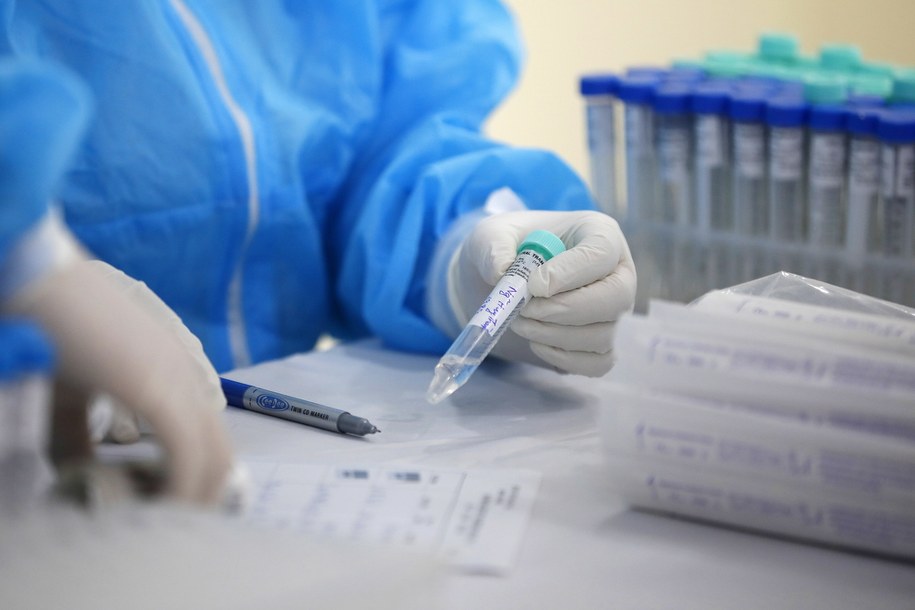 Zmiany w zapisach na testy na koronawirusa