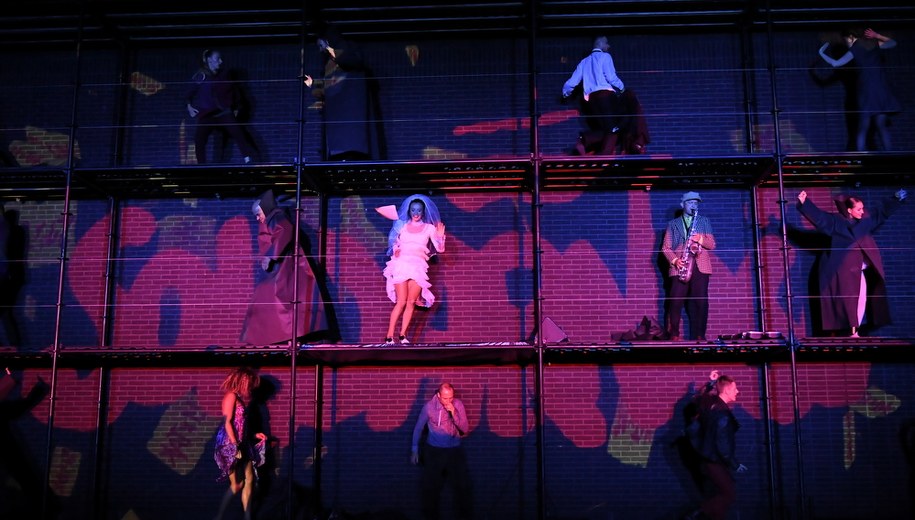 Plenerowe premiery w teatrach i Noc Muzeów. Nowy tydzień w kulturze