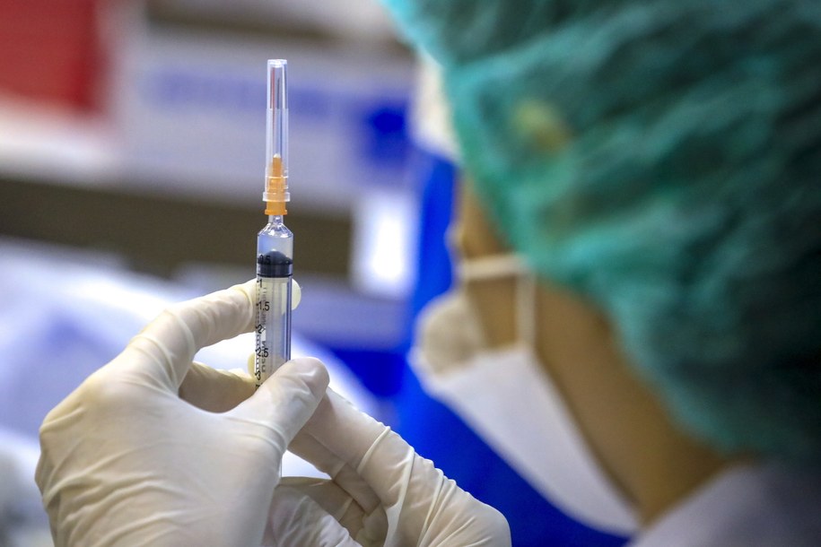 Koronawirus. Rosjanie zarejestrowali lek, który ma zapobiegać burzy cytokinowej