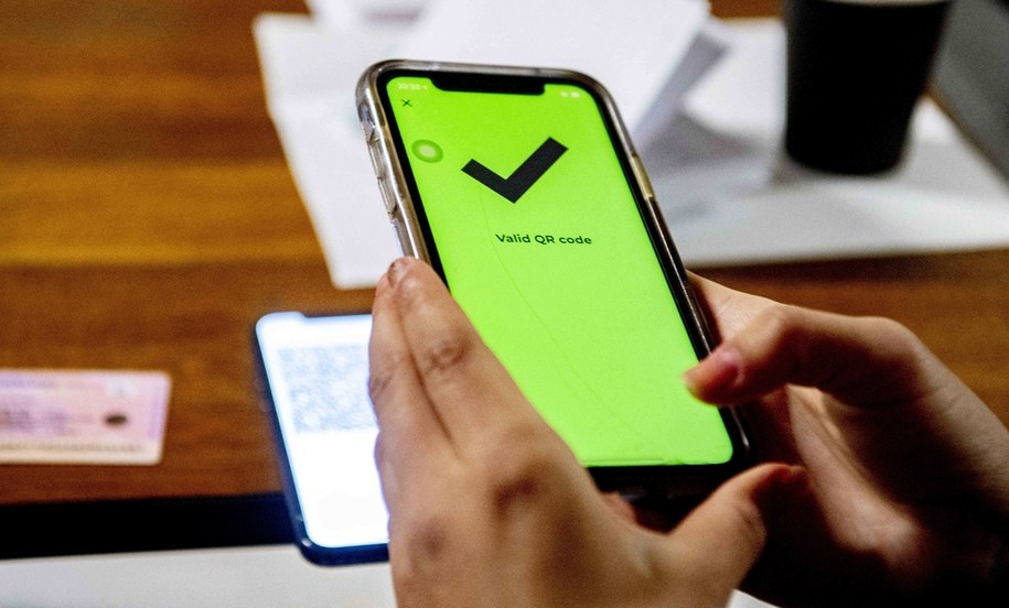 Unijny Certyfikat Covidowy. Aplikacja do odczytu QR dostępna w AppStore