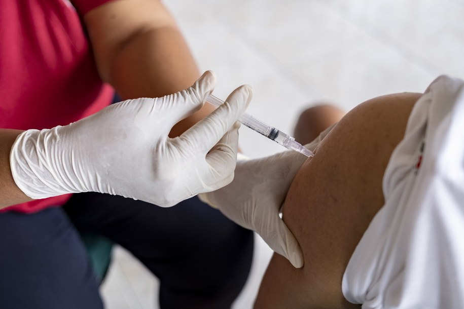 165 nowych zakażeń koronawirusem, zmarło 35 chorych na Covid-19 [NOWE DANE]