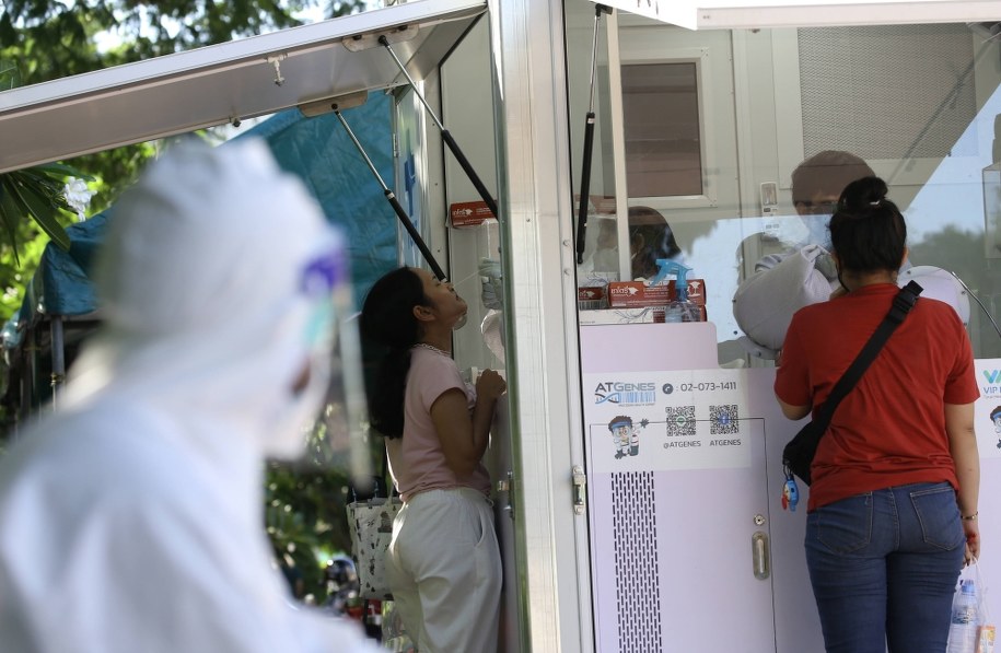 Francja: Wariant Delta stanowi prawie 50 proc. zakażeń