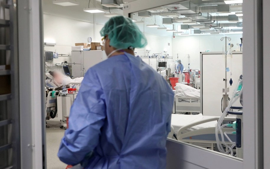 Koronawirus w Polsce. Ministerstwo podało najnowsze dane