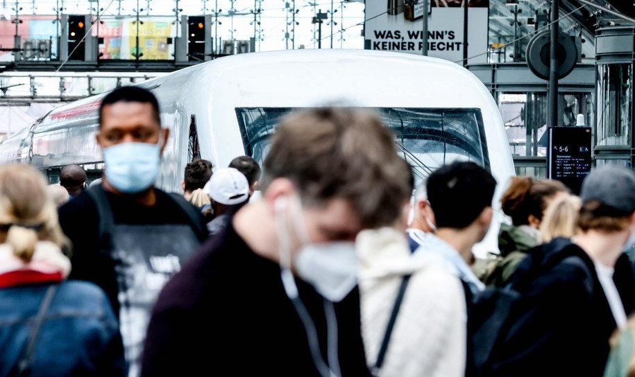 Niemcy: Surowsze ograniczenia dla osób niezaszczepionych