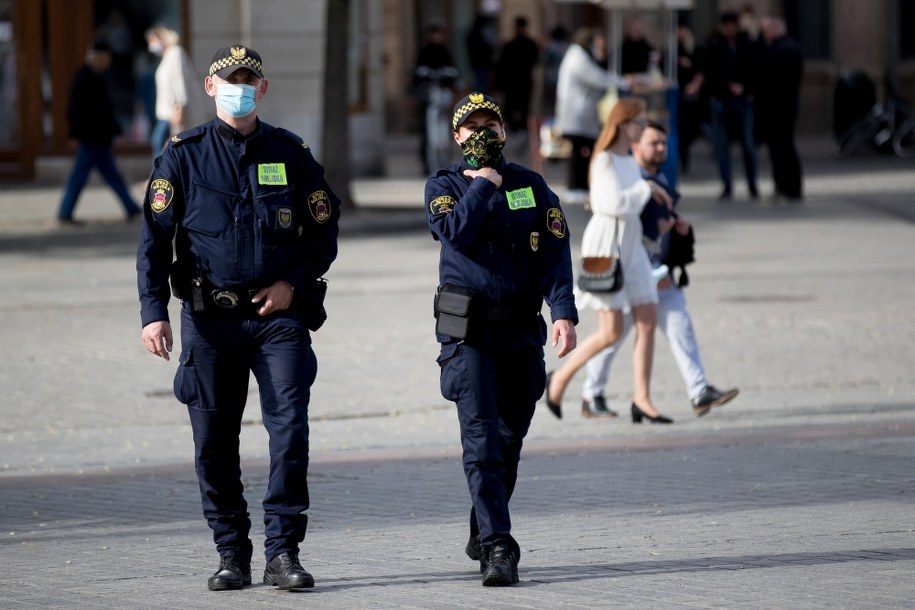 Nowe uprawnienia straży miejskiej. Od dziś za to możesz dostać mandat