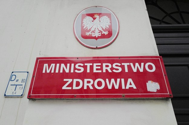 Ministerstwo Zdrowia odpowiada na zarzuty Bosaka: Ma nierzetelne informacje