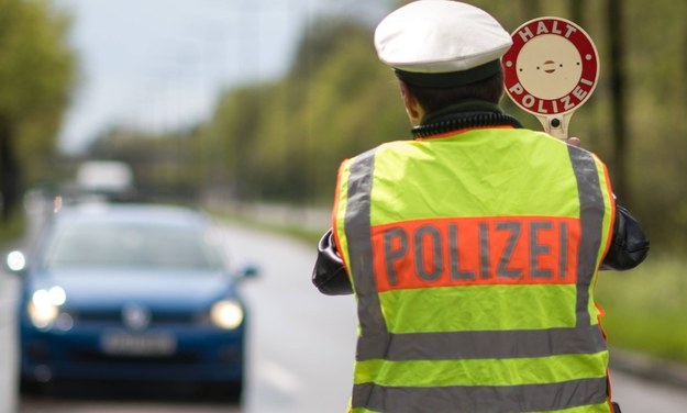 Niemcy: Wyższe mandaty za przekroczenie prędkości i nieprawidłowe parkowanie
