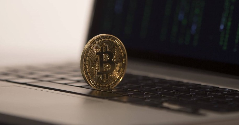 Myślała, że zarobiła na kryptowalucie, a straciła 90 tysięcy