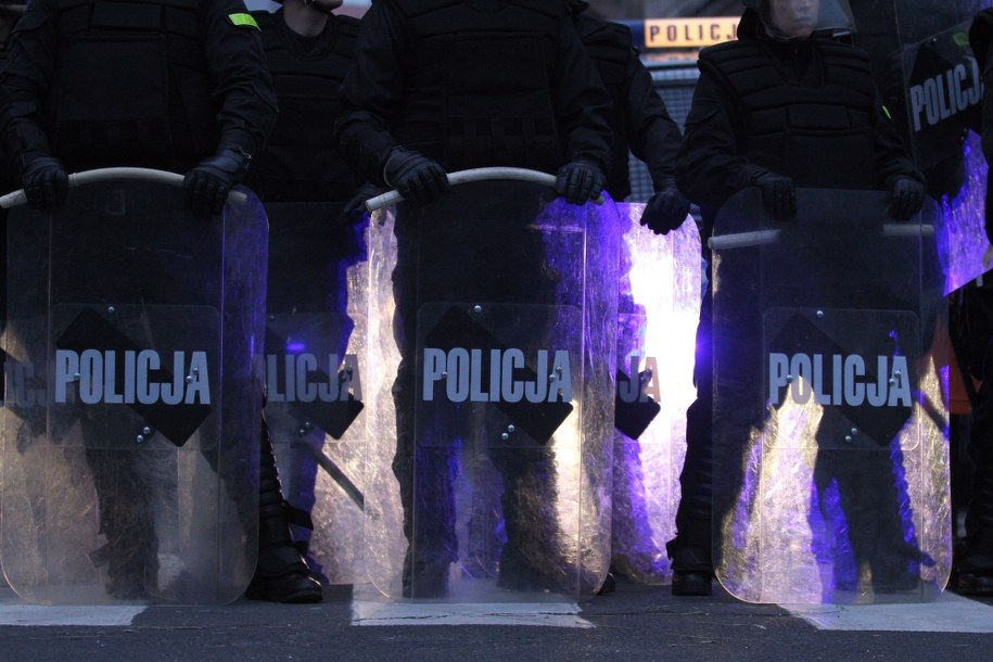 Policja zapobiegła "ustawce". Miało w niej wziąć udział ponad 130 pseudokibiców