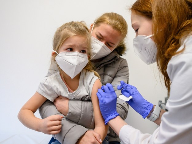 Ruszyły szczepienia przeciw Covid-19 dzieci w wieku od 5-11 lat