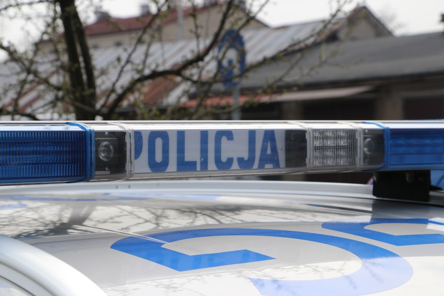 Strzał podczas policyjnego pościgu. 25-latek miał zaczepiać przechodniów