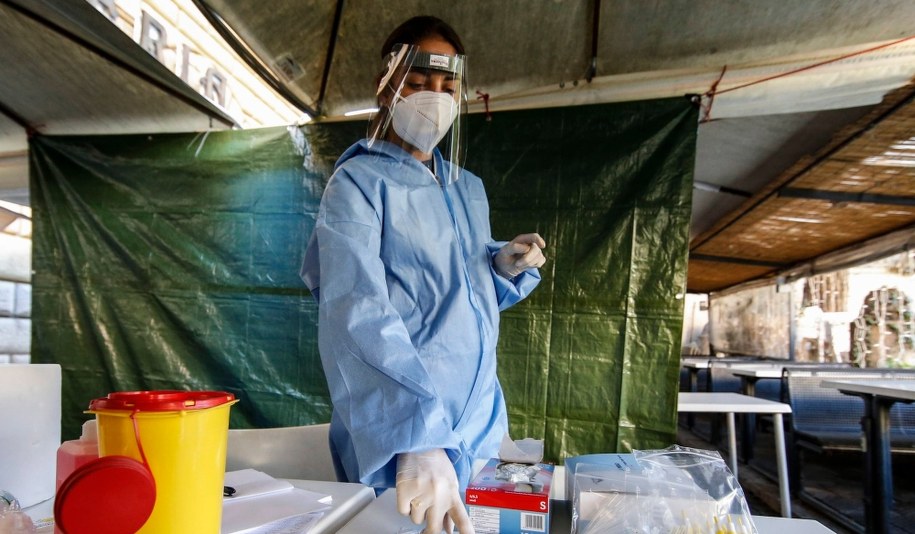 Duży wzrost zakażeń we Włoszech. Blisko 30 proc. to Omikron