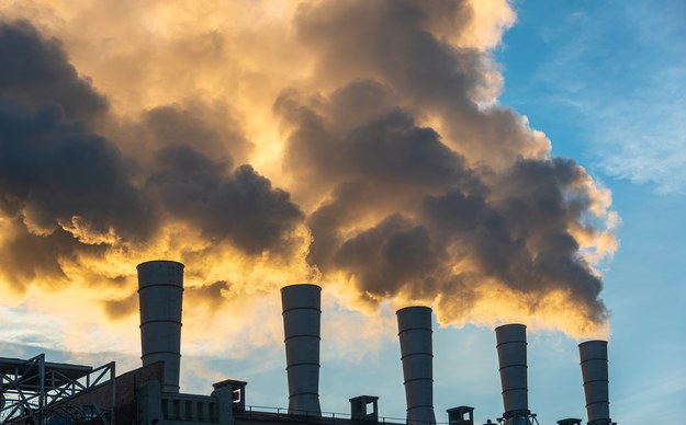 Komisja Europejska o handlu emisjami CO2: Nie ma dowodów na manipulacje