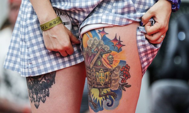 Robienie tatuaży będzie bezpieczniejsze. Nowe unijne przepisy