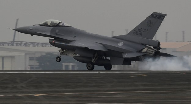 Tajwański F-16 rozbił się w morzu. Uziemiono całą flotę