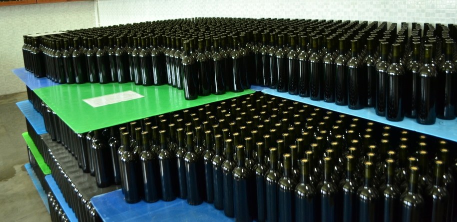 ​Sprzedawał grzane wino "spod lady". Policji opowiedział o tym... klient