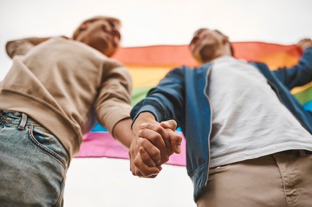 Słowenia: Sąd znosi zakaz małżeństw jednopłciowych i adopcji przez nie dzieci