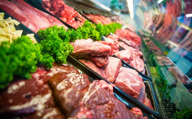 Co trzeci Polak szuka w dyskontach promocji na mięso