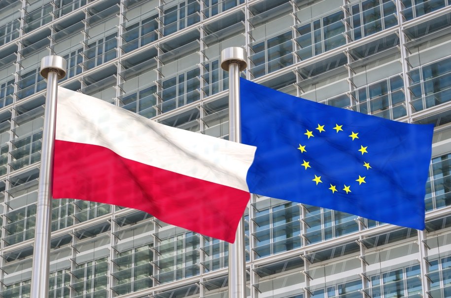 Tracimy miliony euro. KE potrąciła Polsce ósmą transzę kar