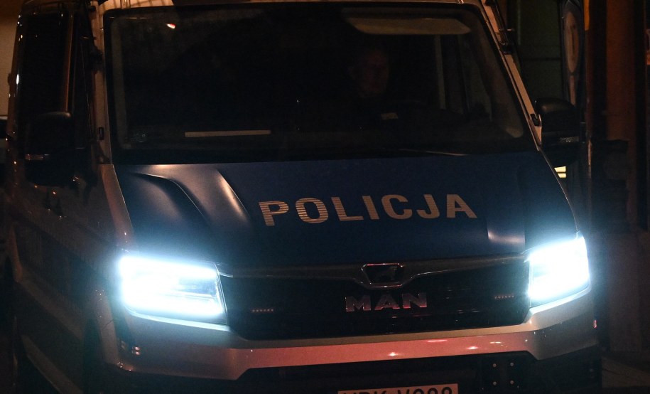 Samochód z ministrem Adamczykiem uszkodzony w zderzeniu kilku aut