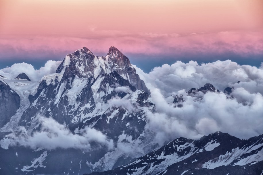 Odnaleziono sześcioro Białorusinów, którzy zaginęli w drodze na Elbrus