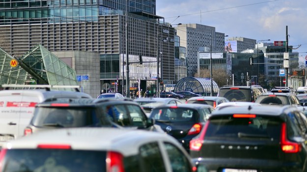 ​Społecznik o opłatach za wjazd do centrów miast: Indywidualna motoryzacja to ślepa uliczka rozwoju