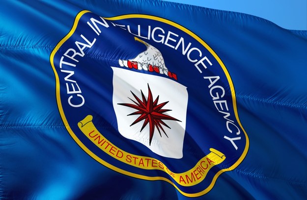 Ekspert o nowym chatbocie od CIA: Będzie korzystał z tajemnych danych