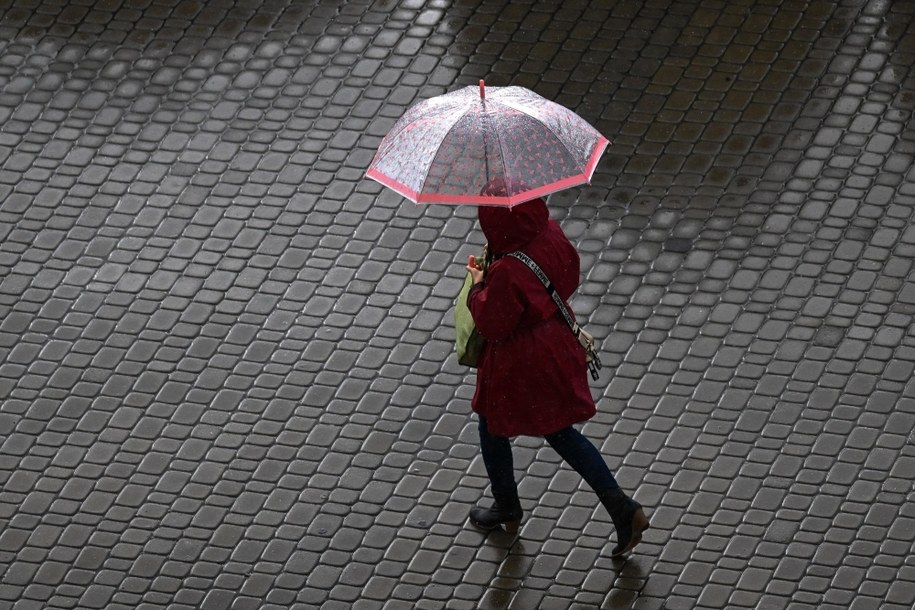 Przed nami chłodny tydzień. Przydadzą się ciepłe kurtki i parasole