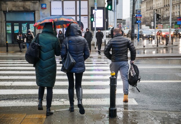 Co nas czeka w pogodzie? Chmury i deszcz, a na termometrach nawet 10 stopni