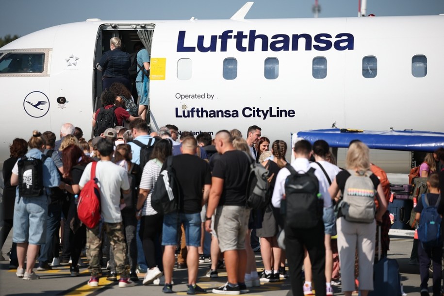 Poważna awaria na polskich lotniskach. "Natychmiast angażują się w to służby specjalne"