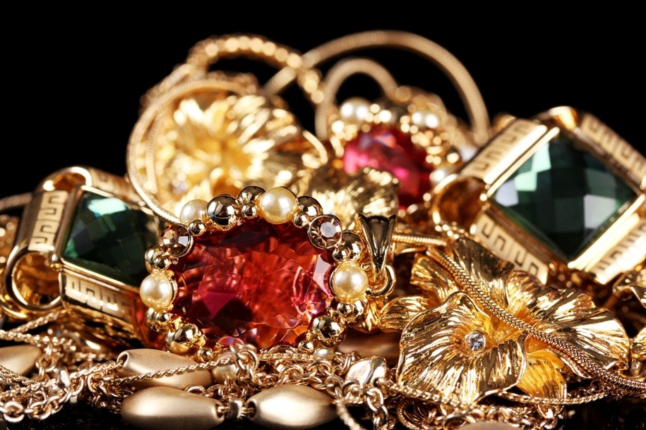 ​Złote pierścionki i rowery na licytacji w Rzeszowie. Sprawdź szczegóły!