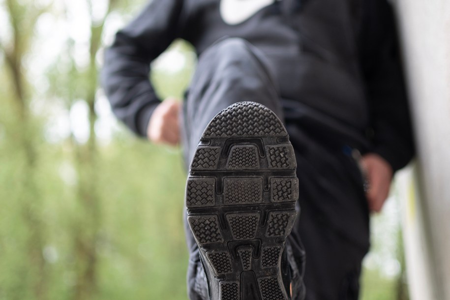 Kopnął 90-latkę w twarz i okradł. Brutalny atak we Wrocławiu