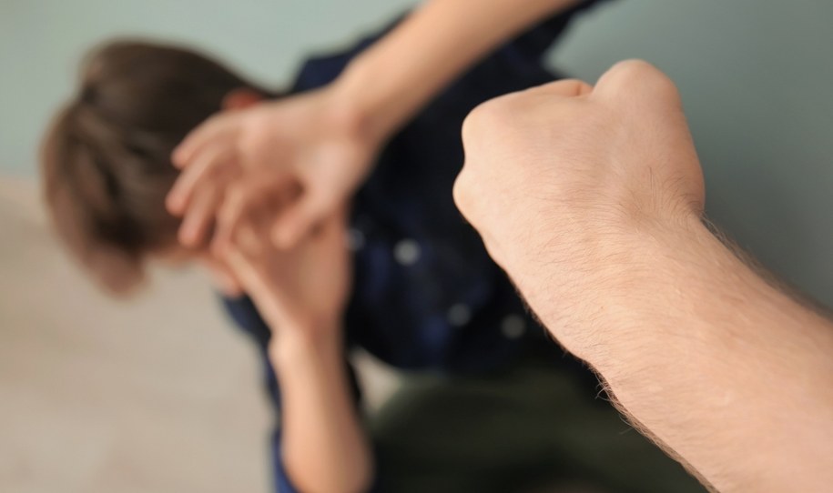 Pobicie 16-latka w parku. Wiek zatrzymanych bulwersuje