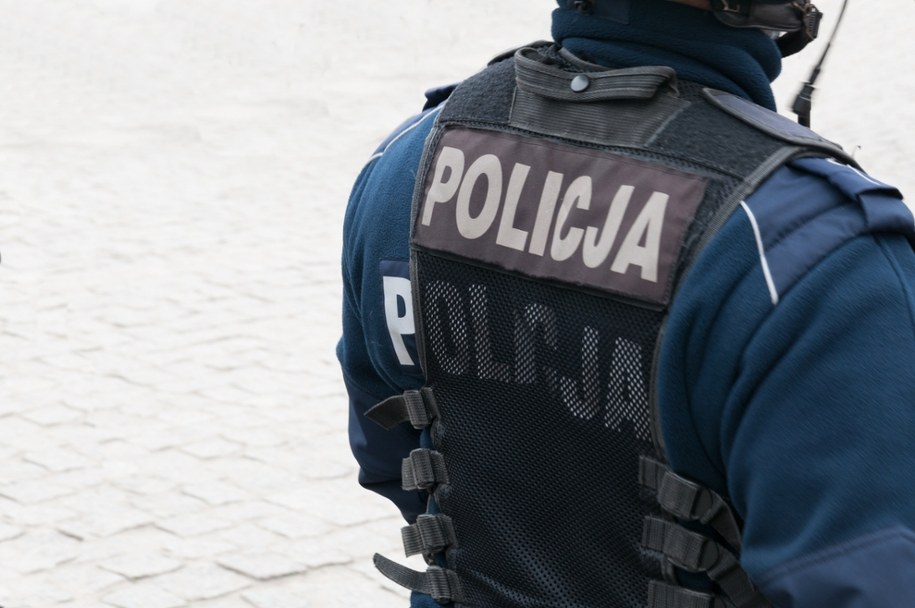 Podczas pościgu uderzył w radiowóz i uciekł. Poszukiwania kierowcy