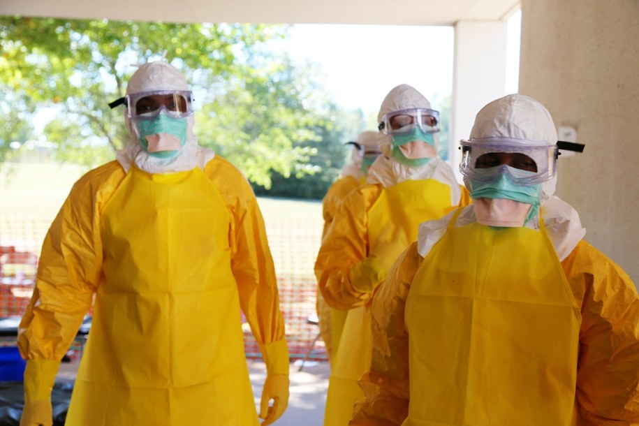 Zdj. poglądowe /CDC/Nahid Bhadelia, M.D./Science Photo Library/East News /East News